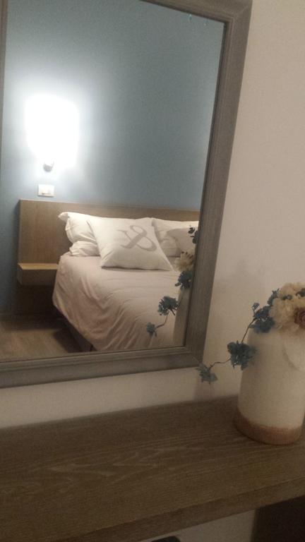 La Casa Di Titti Hotel Civitanova Marche Luaran gambar